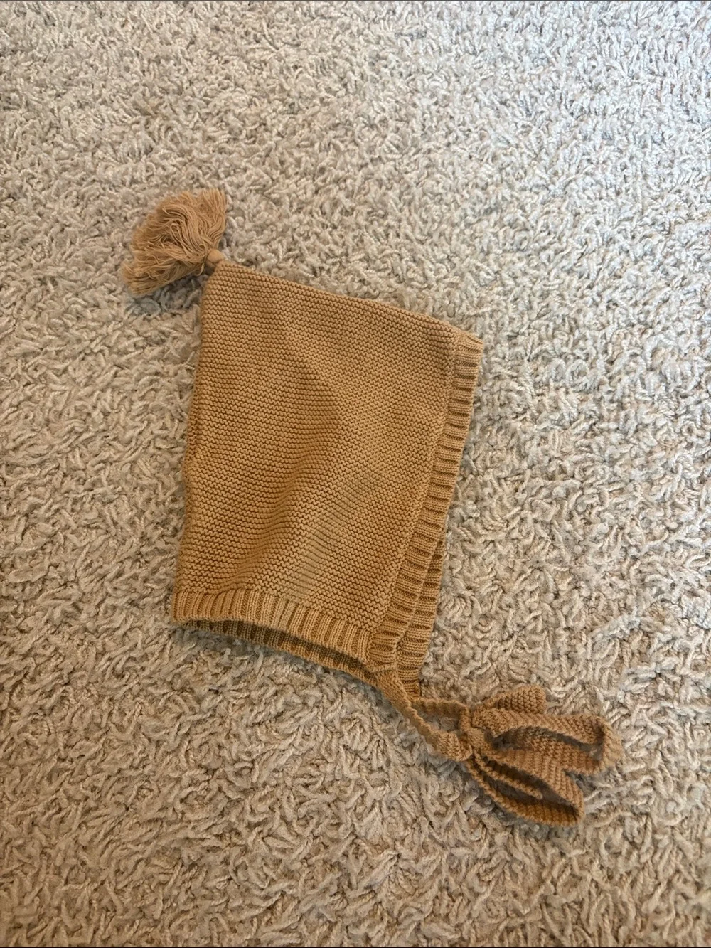 Quincy Mae Knit Tassel Bonnet in Camel